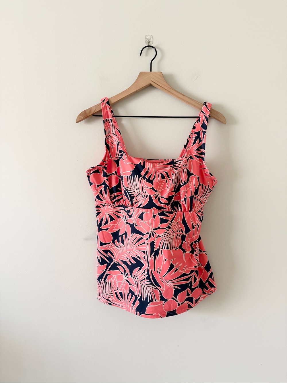 Lands' End Navy Pink Tropical Palm Tankini Swim Top Size 12 DD